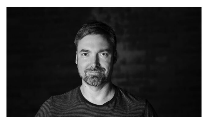 Cena Emmy míří za Viktorem Müllerem do pražského studia UPP