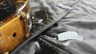 Rohože k zachycování oleje pro bezpečnou práci a ochranu životního prostředí