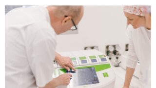 Umělá inteligence snižuje riziko raných potratů. Clayo Clinic přišla s novou metodou léčby neplodnosti