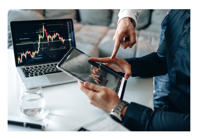 Dnes zveřejněná data signalizují uzdravování ekonomiky. Začíná maličký růst