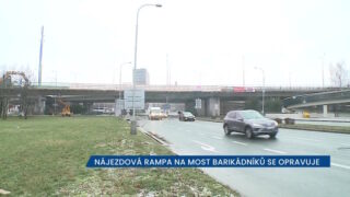 Nájezdová rampa na Most Barikádníků v Praze 7 se opravuje, ve špičkách počítejte se zdržením