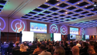 Nová definice ESS, která pomůže obnovit naši planetu: vystoupení EVE na summitu Energy Storage Summit 2024 v Londýně