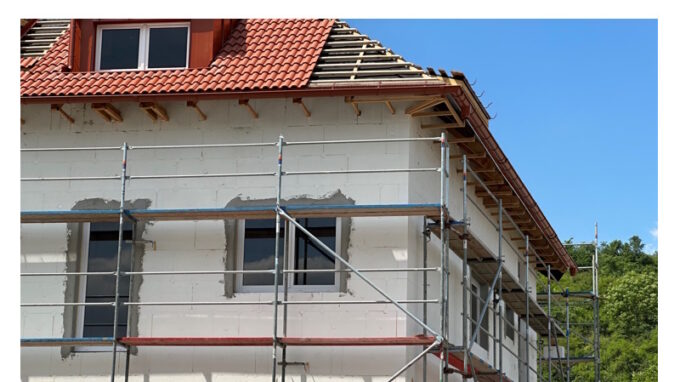 6 z 10 Čechů uvažuje o zateplení či jiném úsporném opatření, polovina z nich by zvážila čerpání připravovaného nízkoúročeného úvěru