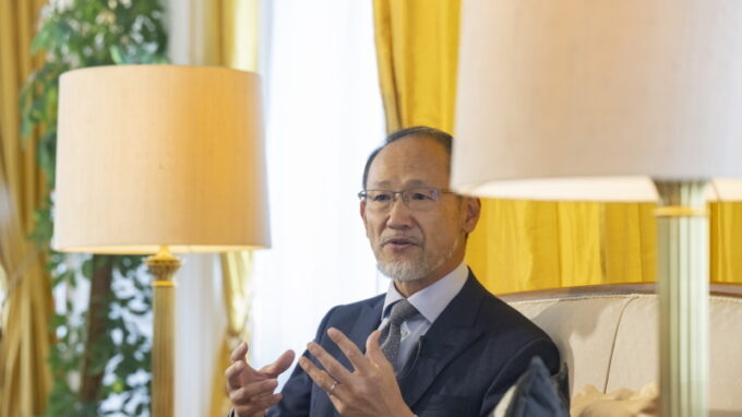 Odcházející velvyslanec: Potřeba shromažďování je nyní důležitější než kdy jindy