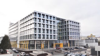 Živě: Slavnostní otevření pavilonu urgentního příjmu v Pardubicích