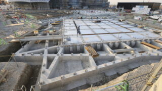 Velká střecha pro Expo je hotova skoro ze tří čtvrtin