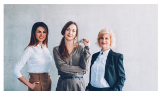 Stále absurdnější povinnosti ničí ekonomiku. Směřujeme do nerůstu a ještě si u toho tleskáme