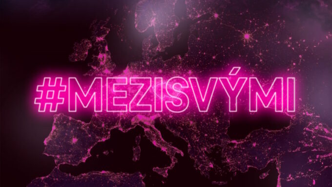 T-Mobile představuje nový směr marketingové komunikace: chce, aby zákazníci cítili, že jsou #MeziSvými
