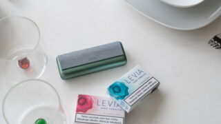 Společnost Philip Morris urychluje cestu k budoucnosti bez kouře; v Česku představila inovativní náplně bez tabáku