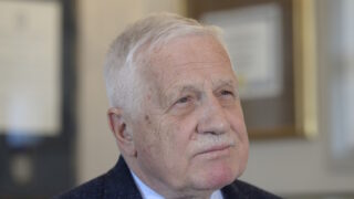 Živě: Václav Klaus představí svou studii ekonomiky ČR