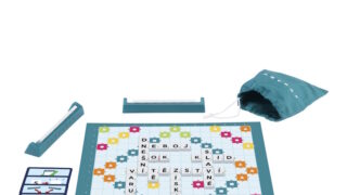 POPRVÉ PO 75 LETECH PŘEDSTAVUJE MATTEL NOVÝ ZPŮSOB HRANÍ KLASICKÉ HRY SCRABBLE - ROZEHRAJ TO VÍC!