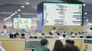 Světové finále ICPC 2023 vyvrcholilo velkolepou přehlídkou programátorských talentů v Luxoru