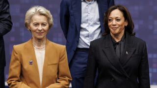 Ursula von der Leyenová a Kamala Harrisová