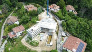 Stavba Dary Rolins a Pavla Nedvěda.