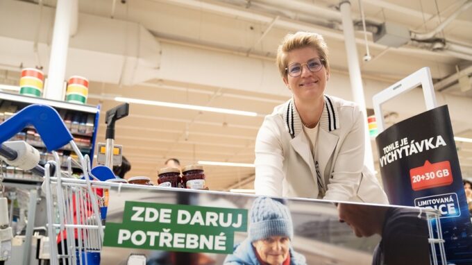 Do pomoci lidem v nouzi se zapojí více než 180 obchodů Tesco po celé ČR a také služba Tesco Online nákupy.