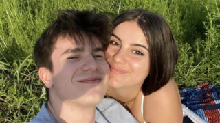 Adam s přítelkyní Raquel