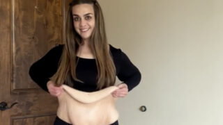 Leah trápila přebytečná kůže.