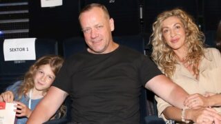 Filip Blažek s manželkou a mladší dcerou