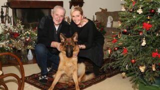 Helena s manželem a psí slečnou Jessinkou