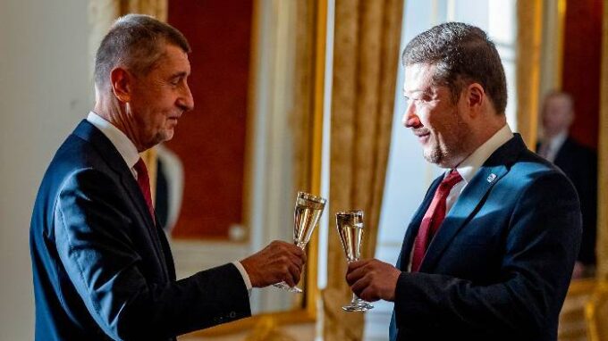 Andrej Babiš a Tomio Okamura
