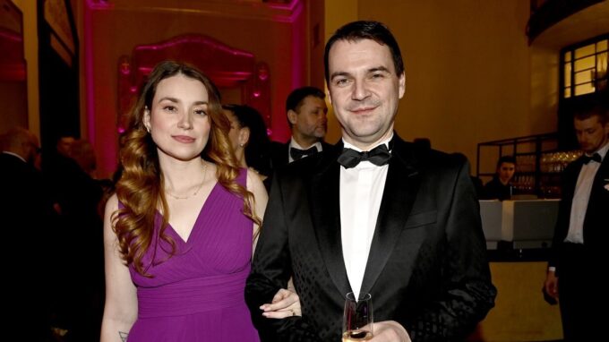 Petr Macinka s manželkou Monikou.