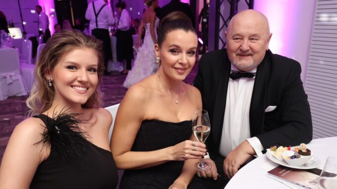 Natálie Jiráskova, Iva Kubelková a Georg Jirasek