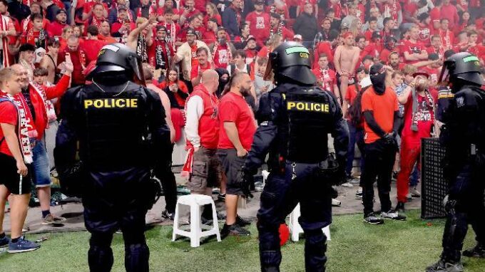 Derby Slavie Sparta