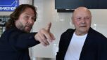 Vpravo trenér Miroslav Koubek, vlevo generální manažer české fotbalové reprezentace Pavel Nedvěd