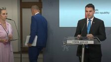 Andrej Babiš odešel z tiskové konference