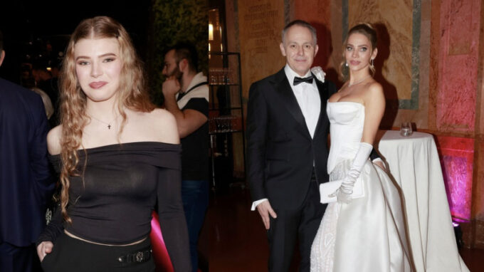 Andrea Verešová s manželem, Vanessa Volopichová
