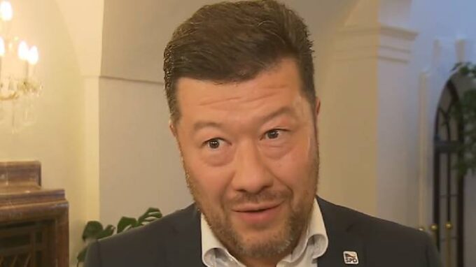 Tomio Okamura