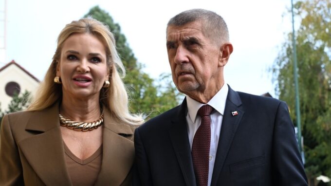 Andrej Babiš s manželkou Monikou