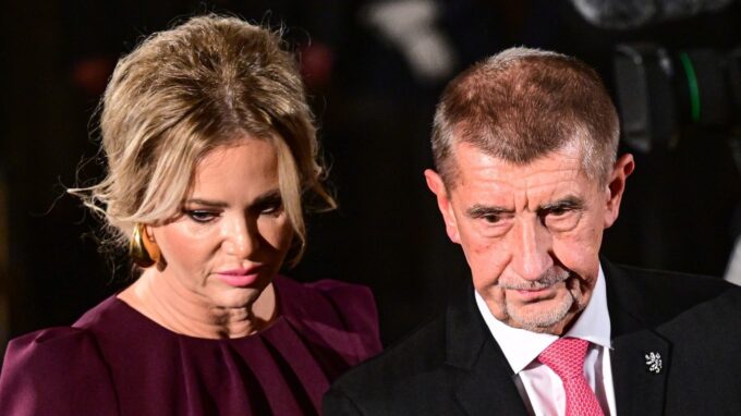 Monika Babišová a Andrej Babiš na předávání státních vyznamenání